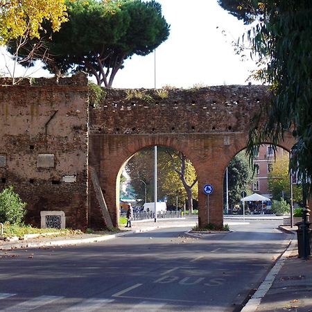 Porta Metronia Apartment Roma Exterior foto